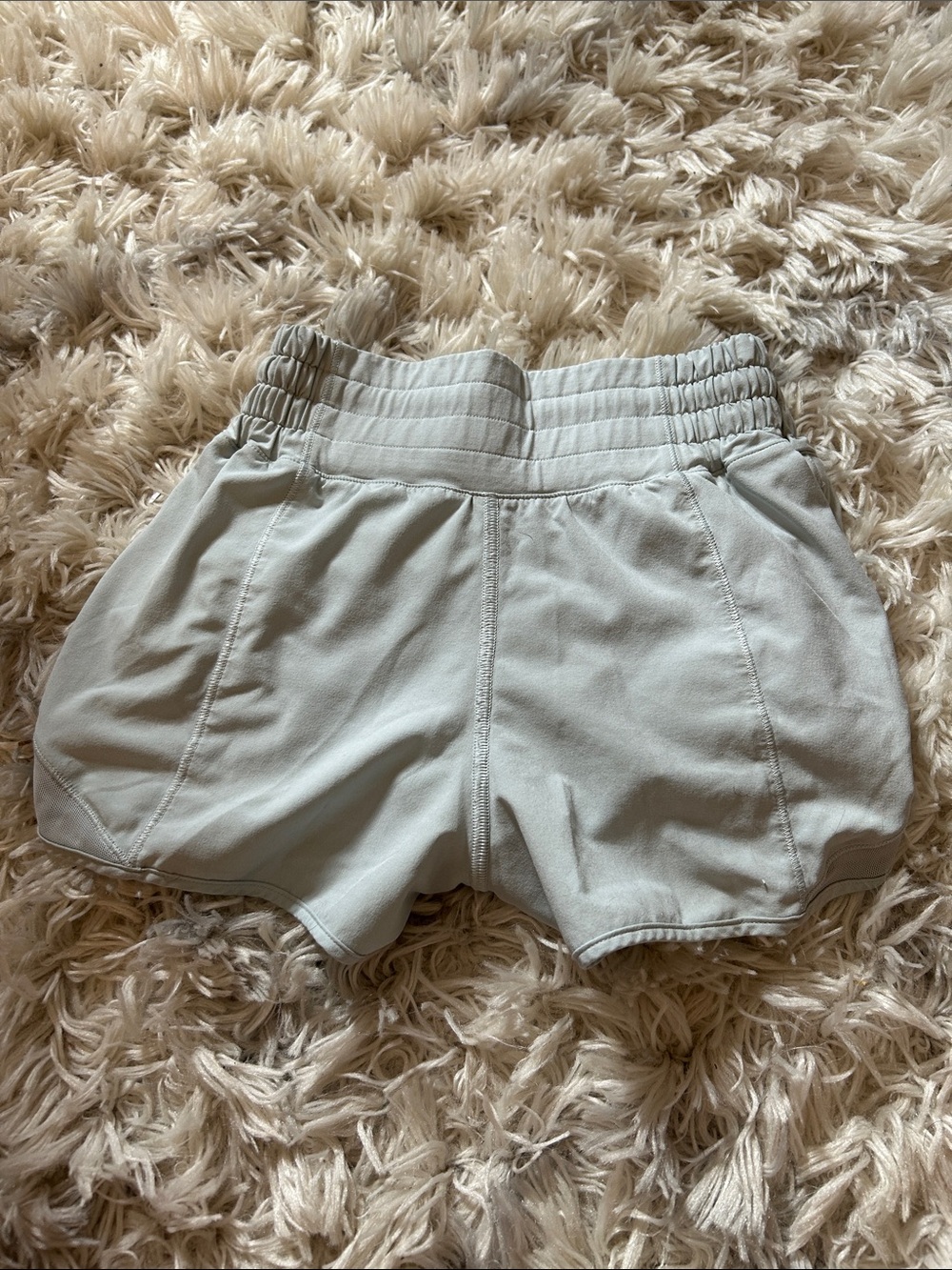 Lululemon high waisted hotty hots light blue 2.5 inch